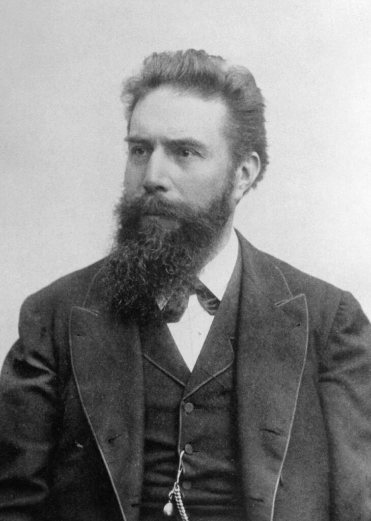 The Scientist Who Discovered the Device Turns Our Inside Out: Wilhelm Röntgen Wilhelm Röntgen