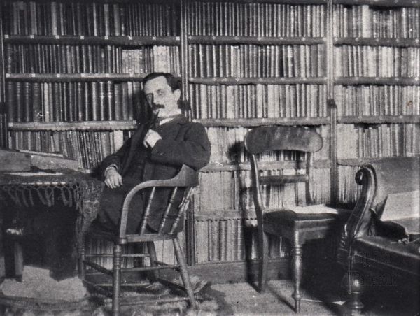 J.M. Barrie and Peter Pan: Children Who Never Grow Up Between Reality and Fantasy J.M. Barrie and Peter Pan: Children Who Never Grow Up Between Reality and Fantasy
