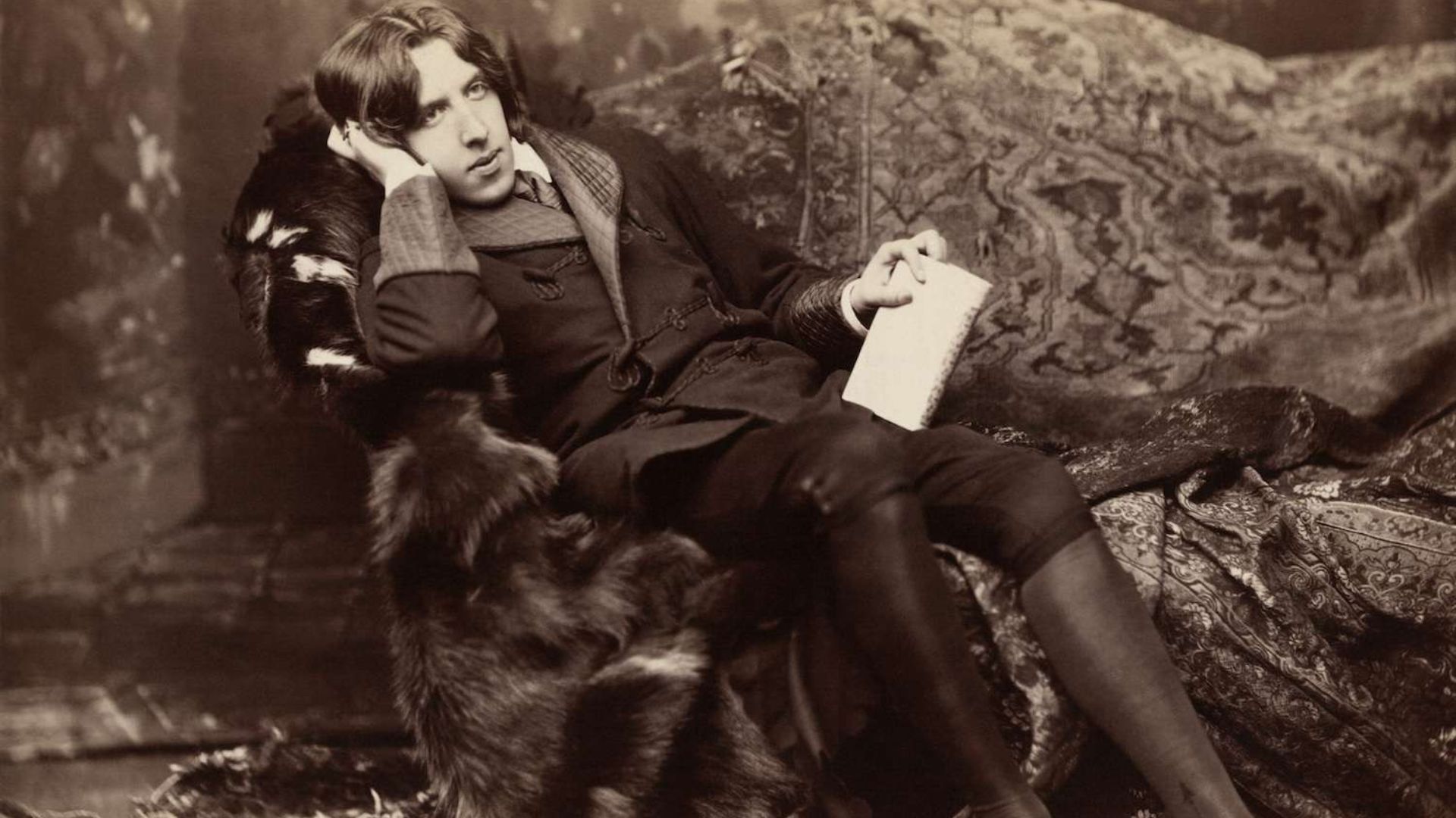 Oscar Wilde: His Life and Works Oscar Wilde: His Life and Works